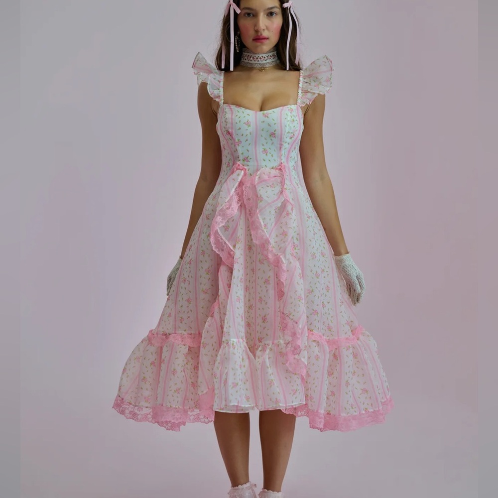 Selkie Pillow Fight Sonnet dress